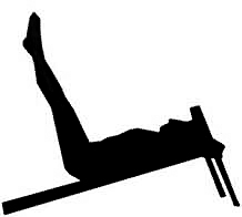 Ejercicios para el abdomen. Levantamiento de piernas Ejercicios-para-el-abdomen-levantamiento-de-piernas-en-tablero-inclinado